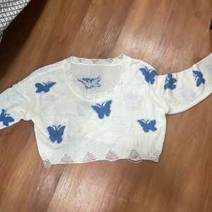 Free size white color with blue butterflies on top(Full Sleeves)